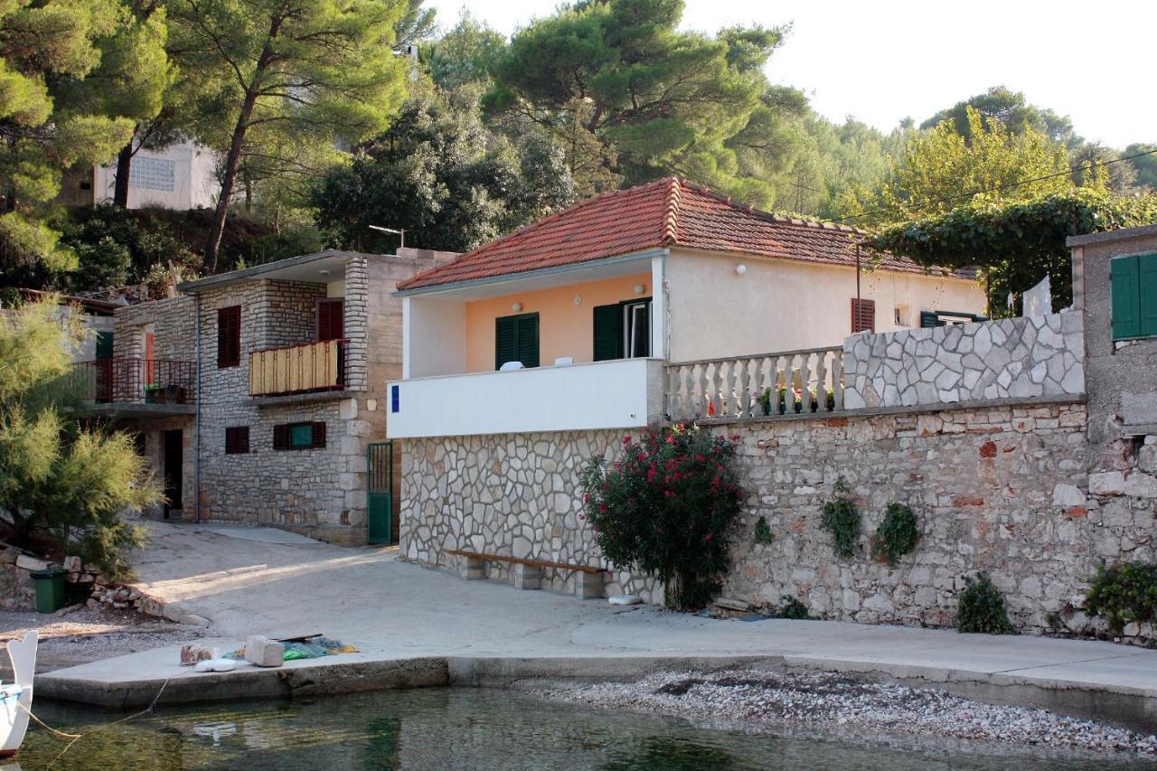 Apartments By The Sea Basina, Hvar - 116 Vrboska Eksteriør billede