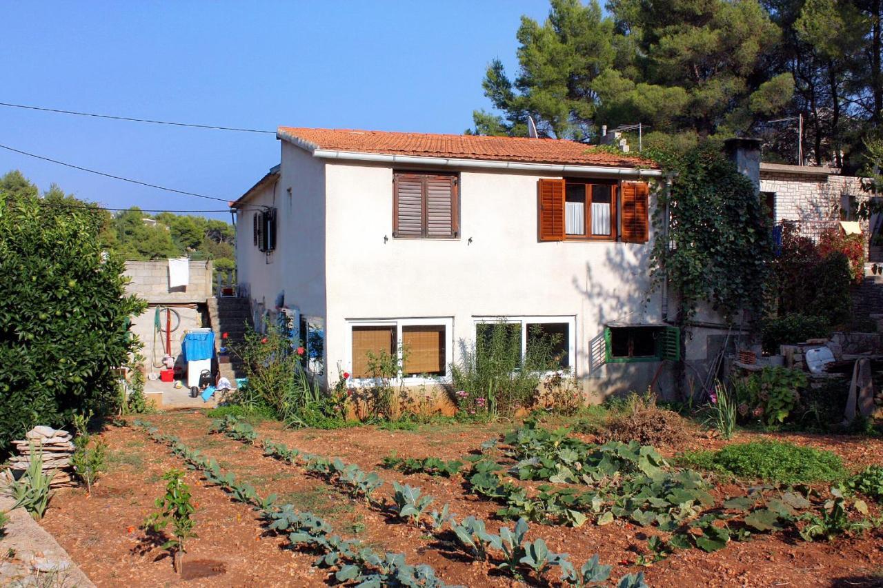 Apartments By The Sea Basina, Hvar - 116 Vrboska Eksteriør billede